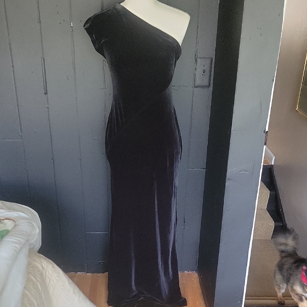 Donna Karan Black One-Shoulder Dress
